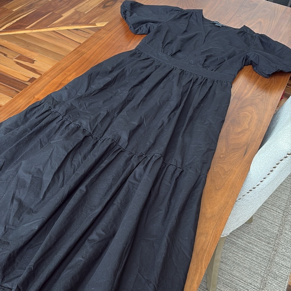 French Connection Bubble Sleeve Poplin Tiered Smocked Waist Dress Black Medium - Picture 10 of 13